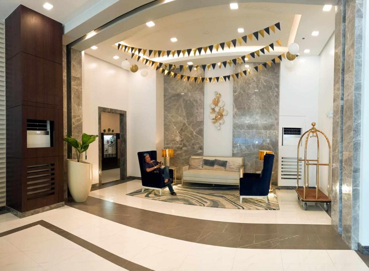 באקולוד 1Br With Extra Room At One Regis- Megaworld מראה חיצוני תמונה